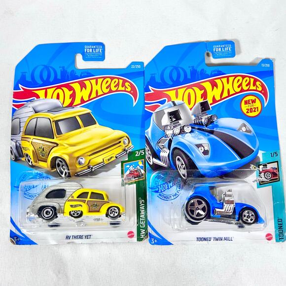 Hot Wheels Carded Lot Of 10 Toy Cars Blue Yellow Kids New (H) - Picture 2 of 6